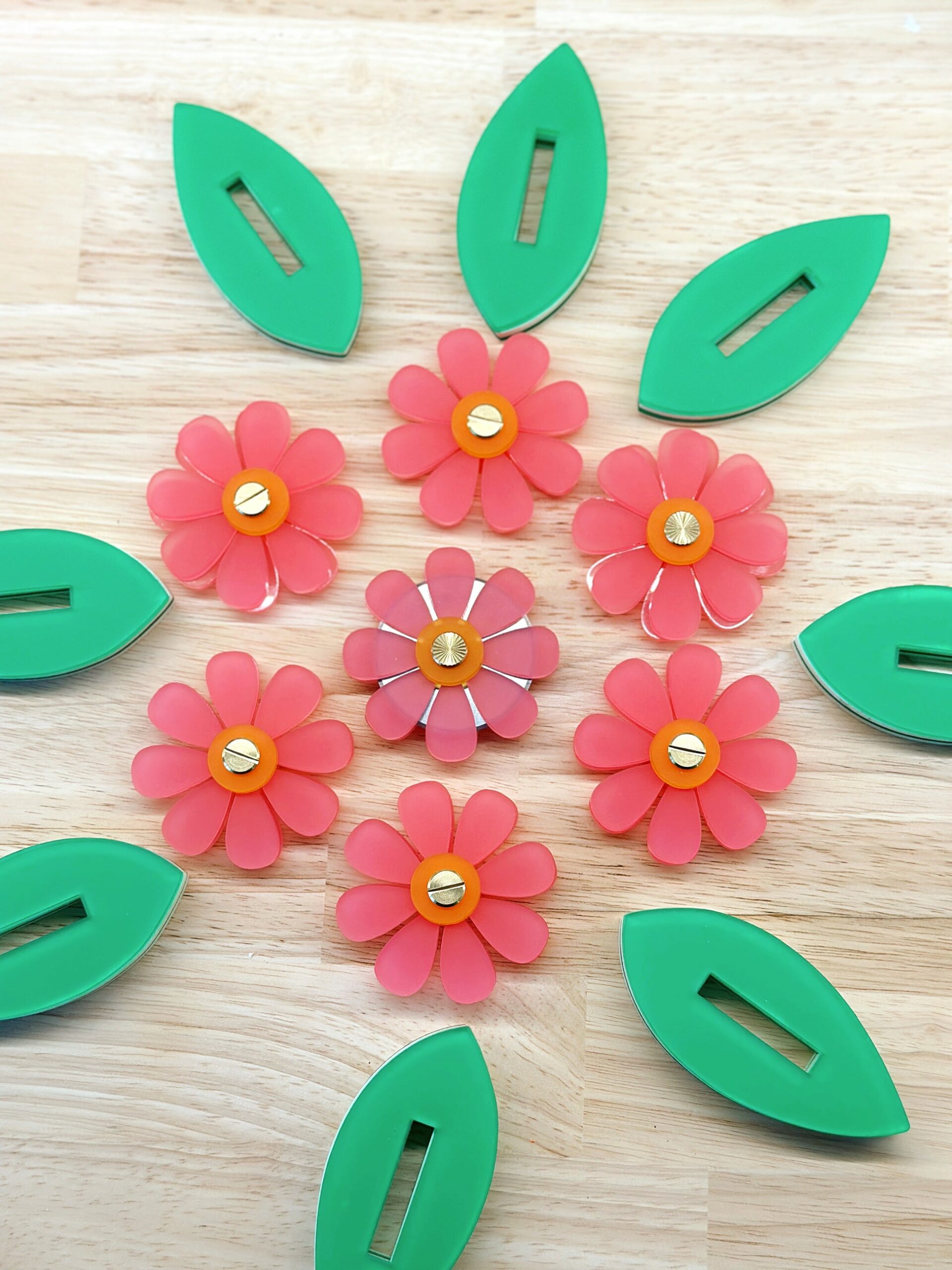 Feral Notions Flower Thread Cutter - Image 5